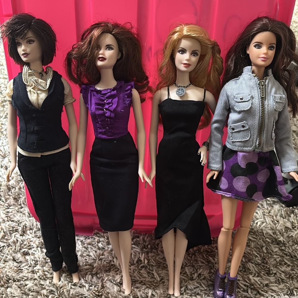 Twilight Saga Barbie Dolls EUC-Pick one - Picture 10 of 16